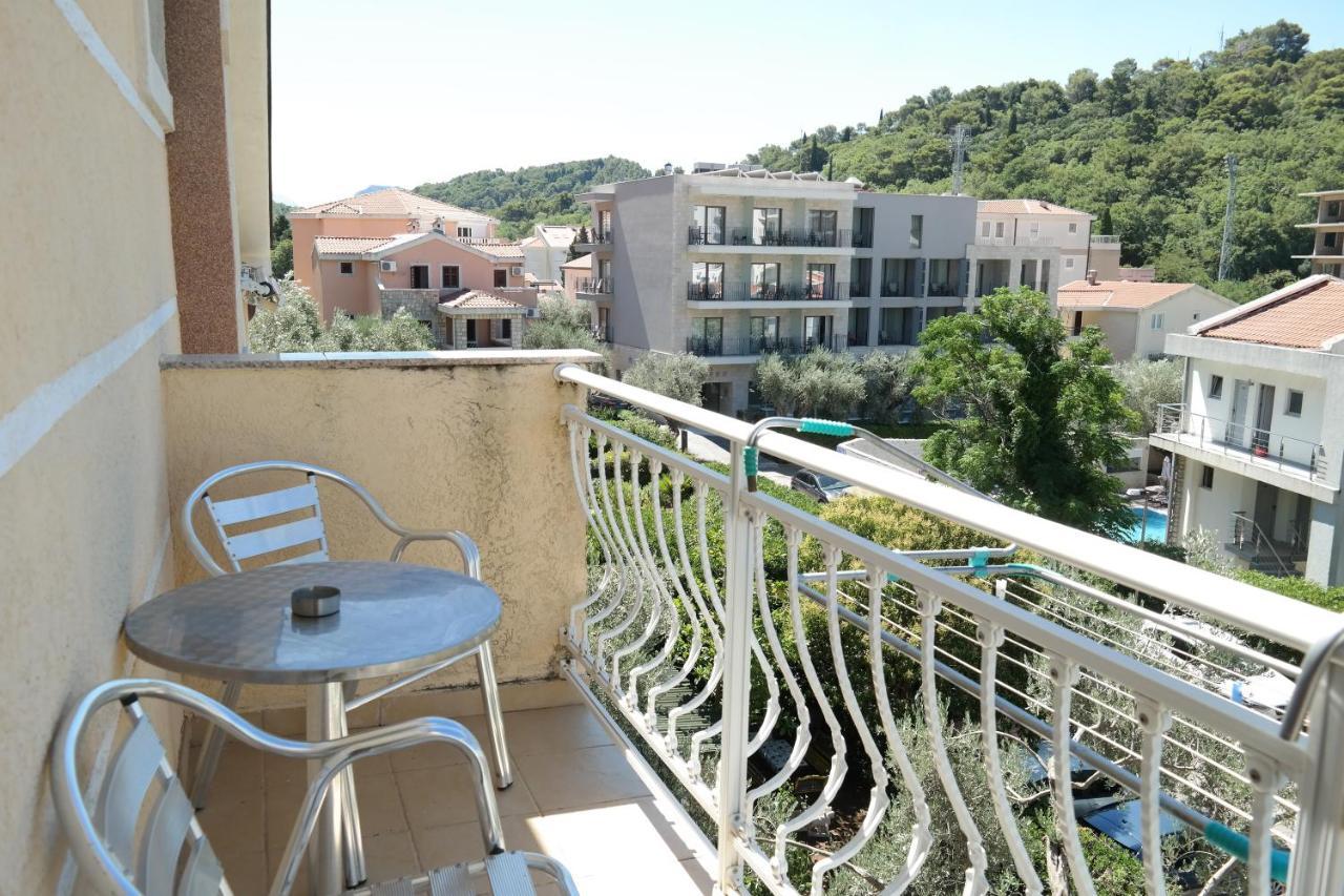 Kuca Radovic Hotel Petrovac Exterior foto