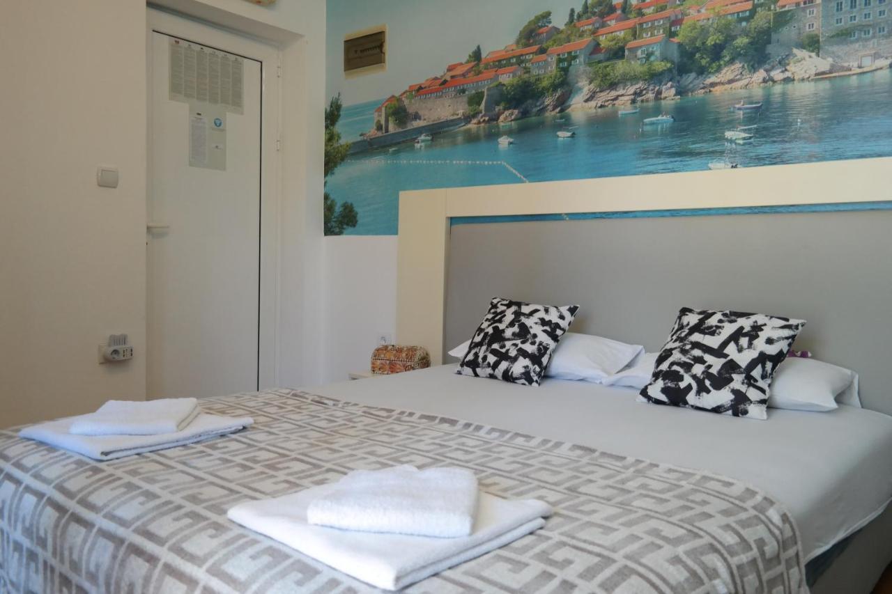 Kuca Radovic Hotel Petrovac Exterior foto
