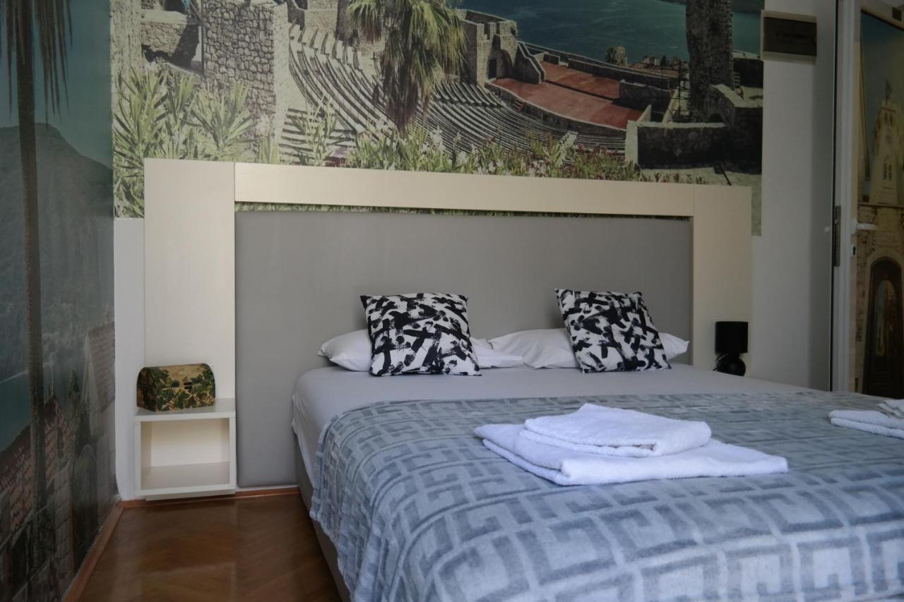 Kuca Radovic Hotel Petrovac Exterior foto