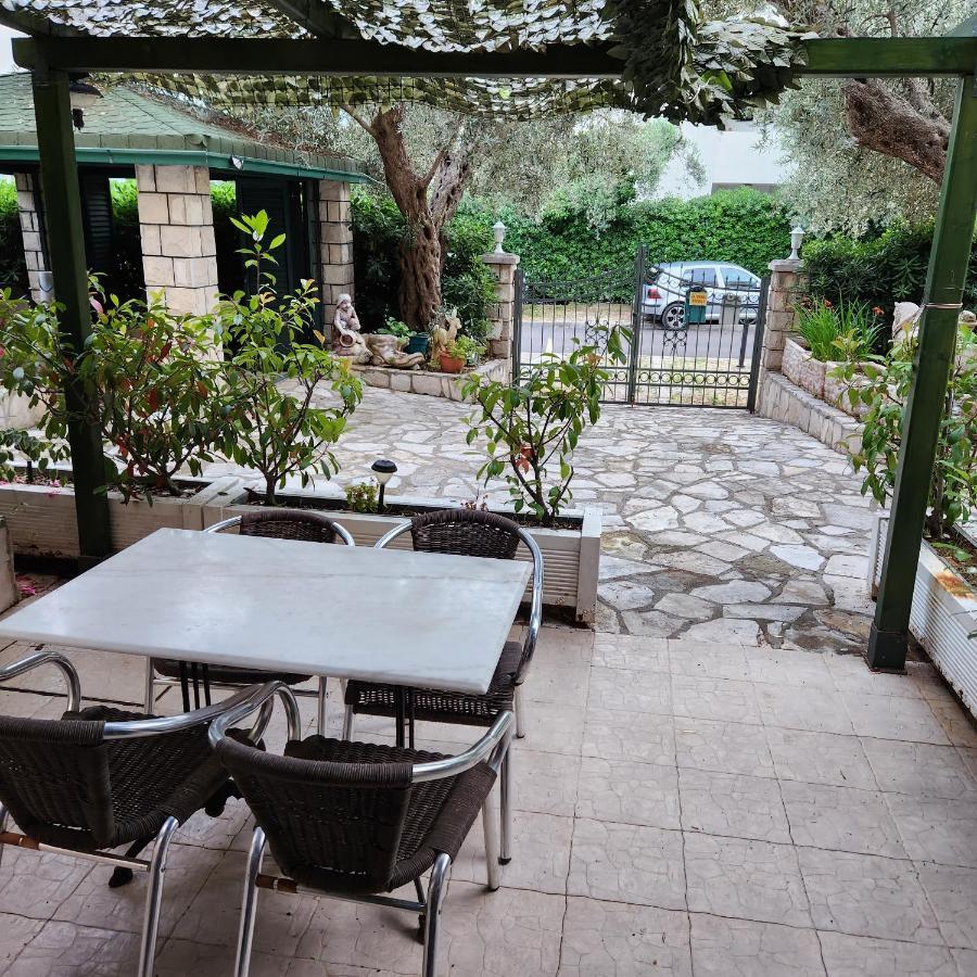 Kuca Radovic Hotel Petrovac Exterior foto